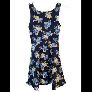  Forever 21 blue and white floral fit and flare dress
